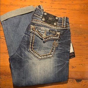 Miss me cuffed Capri